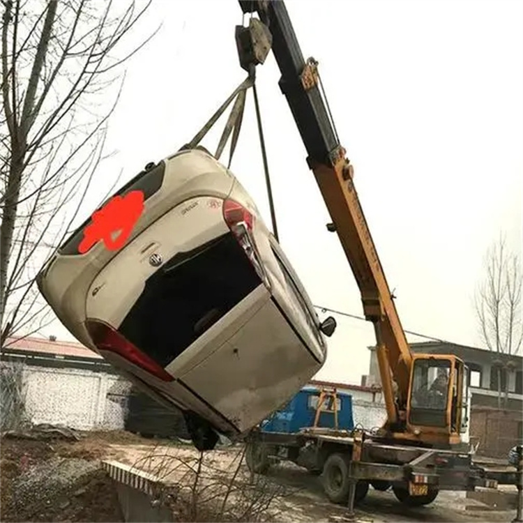 鼎城吊车救援小汽车怎么吊